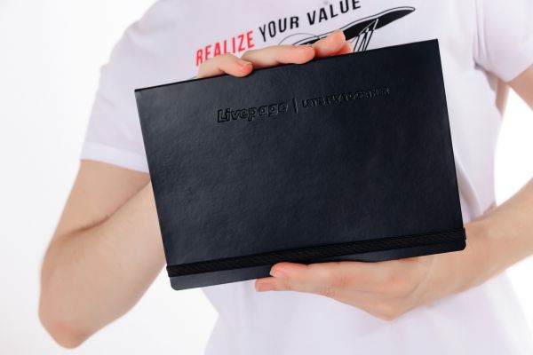 Блокнот Livepage Let`s Fly Together, чорний